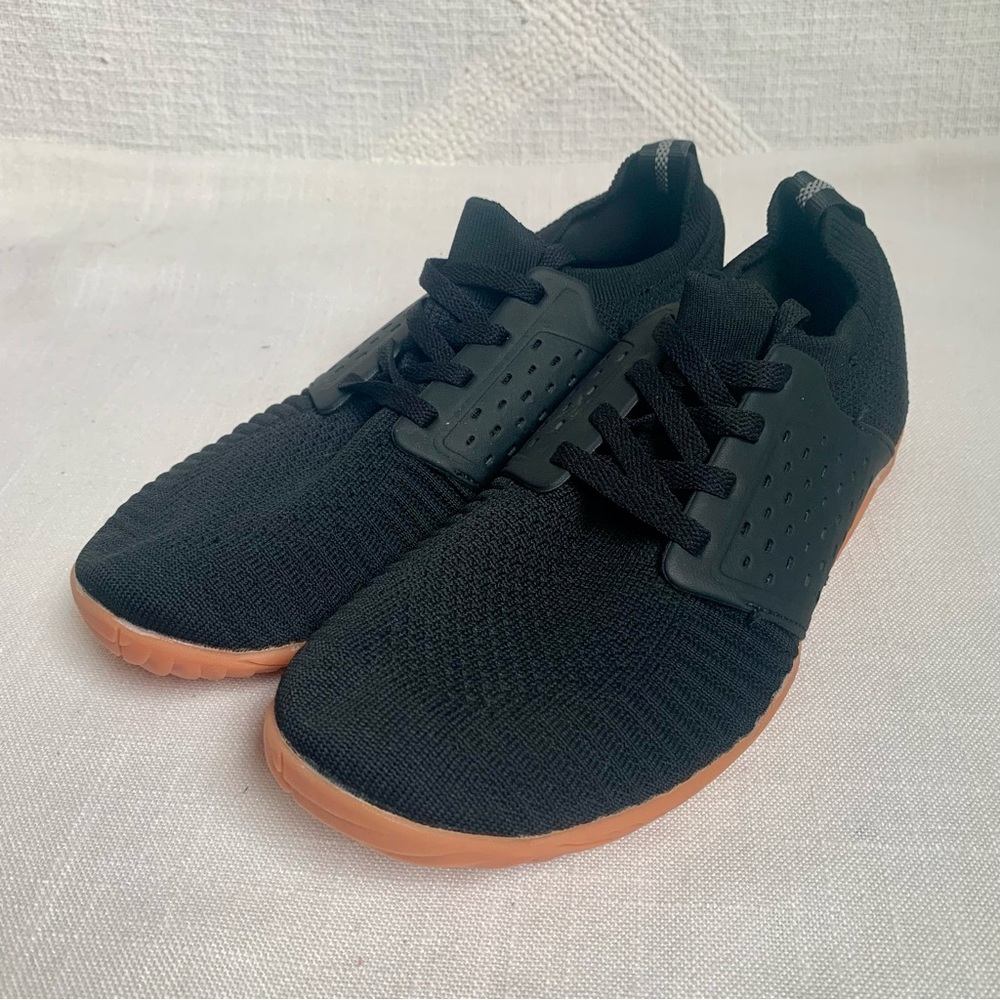 Whitin Barefoot Minimalist Cross-Trainer Running Shoes Men’s 11 W63 Black / Gum